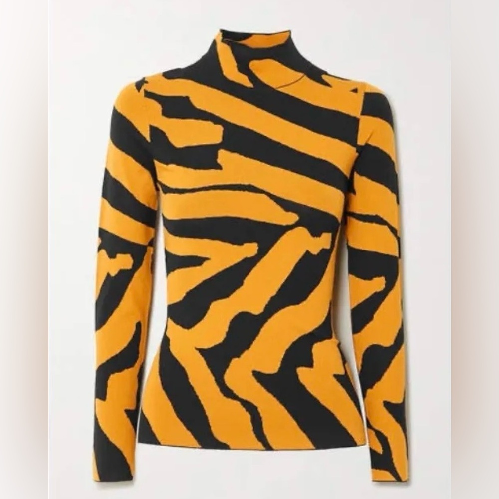 🌟ISO🌟Proenza Schouler Black & Orange Printed Sweater